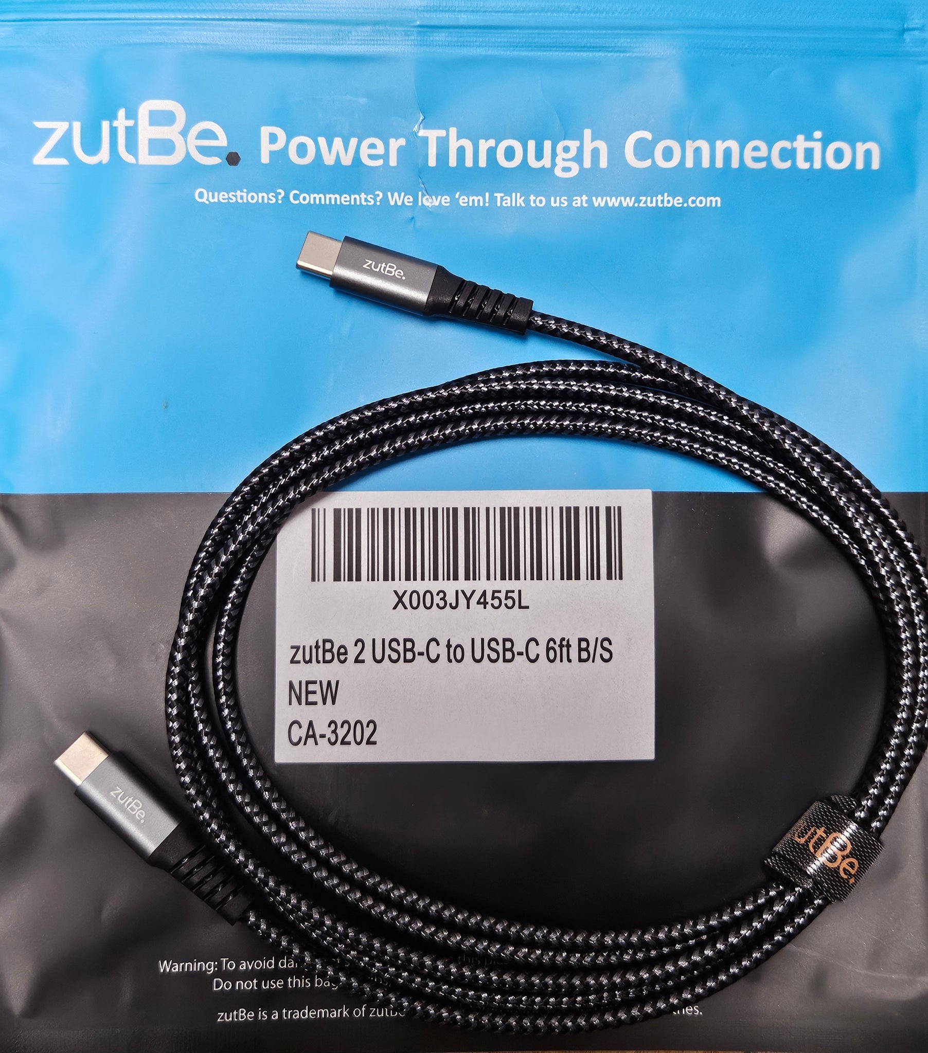 zutBe USB-C to USB-C 6ft Charging Cable